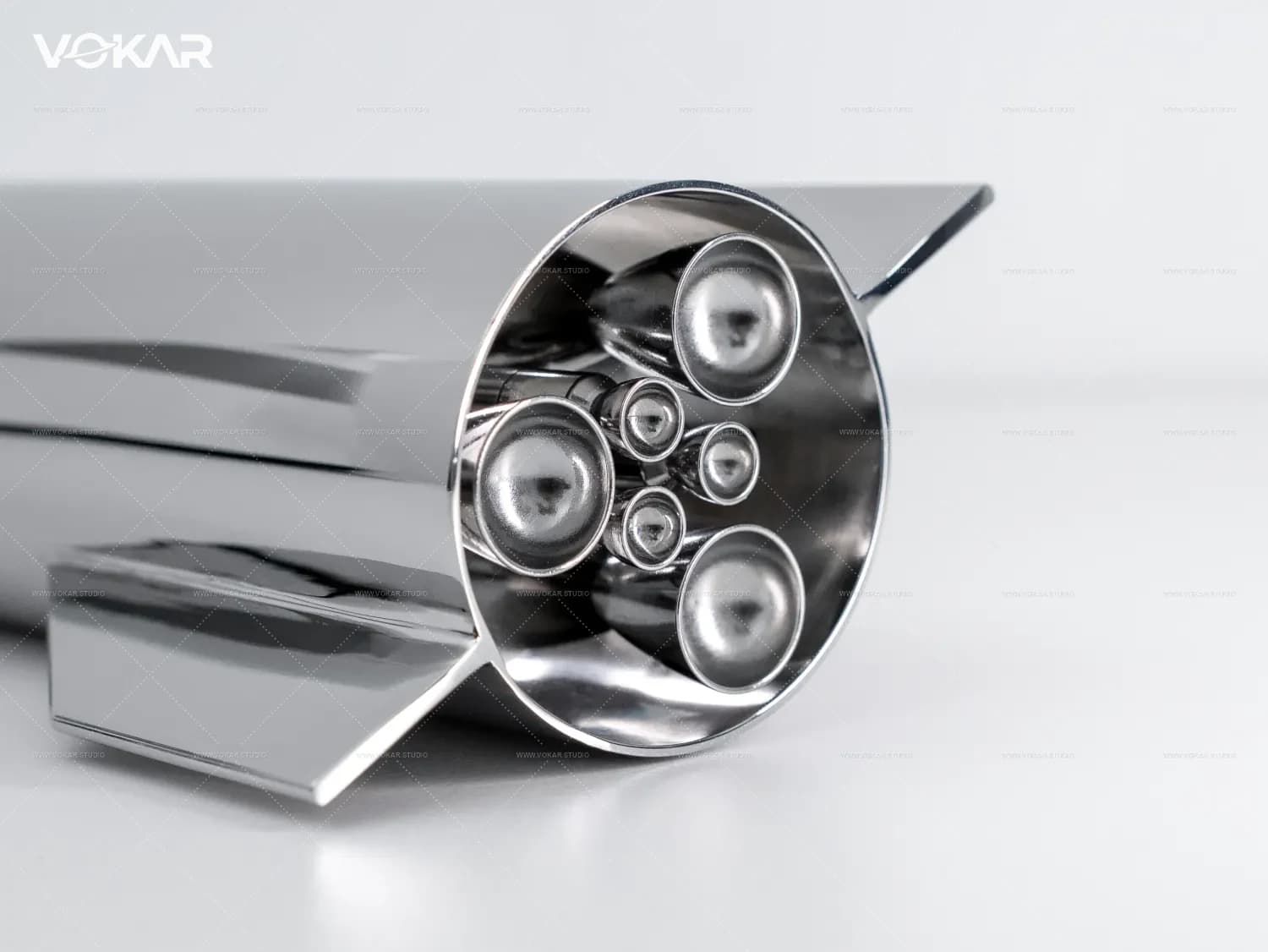 Close detail of the Starship engine bells
